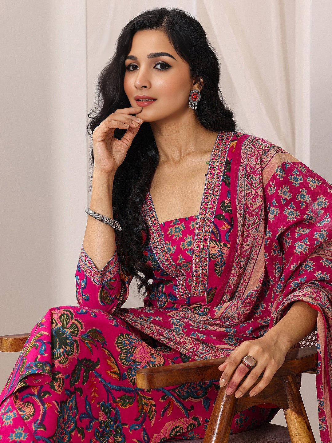 Vibrant Pink Floral Printed Kurta Set with Dupatta for Women