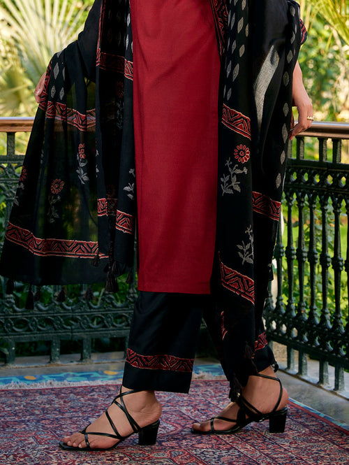 Elegant Maroon Embroidered Kurta Set with Printed Black Dupatta