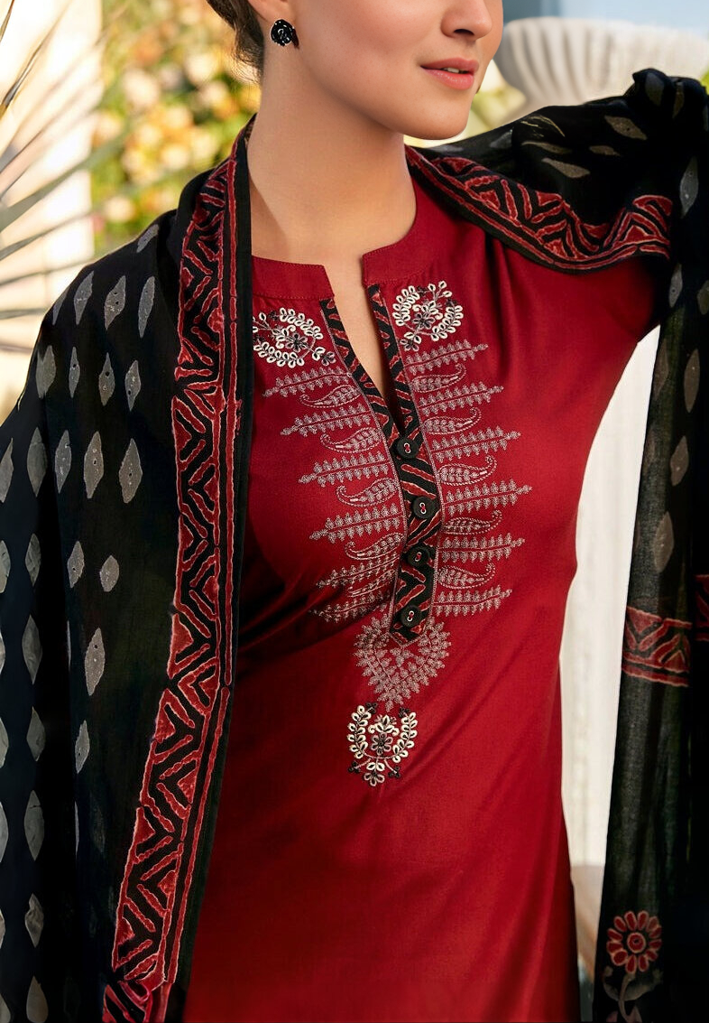 Elegant Maroon Embroidered Kurta Set with Printed Black Dupatta